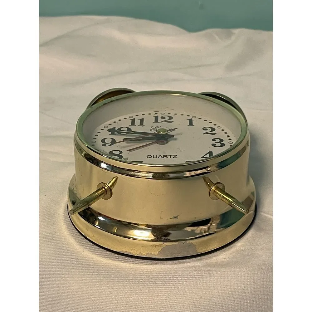 Twin Bell‎ Mechanical Keywind Alarm Clock 4